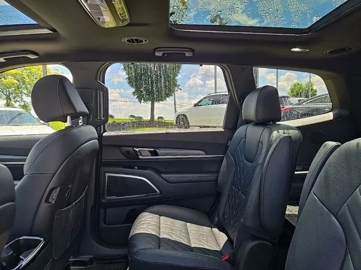 2023 Kia Telluride - view 35