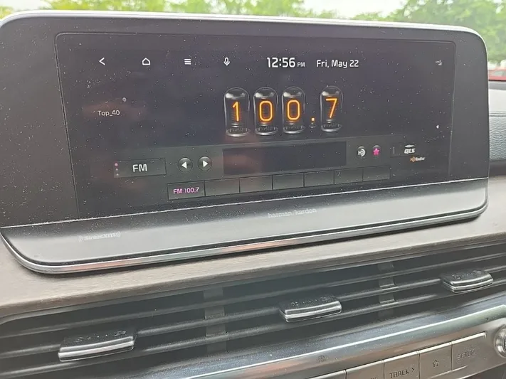 2022 Kia Telluride - view 22