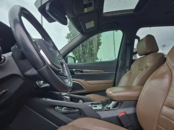 2022 Kia Telluride - view 29
