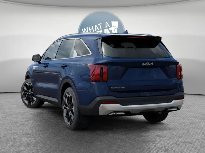 2026 Kia Sorento - view 4