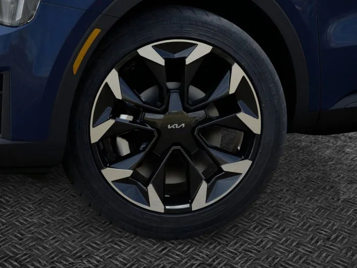 2026 Kia Sorento - view 9