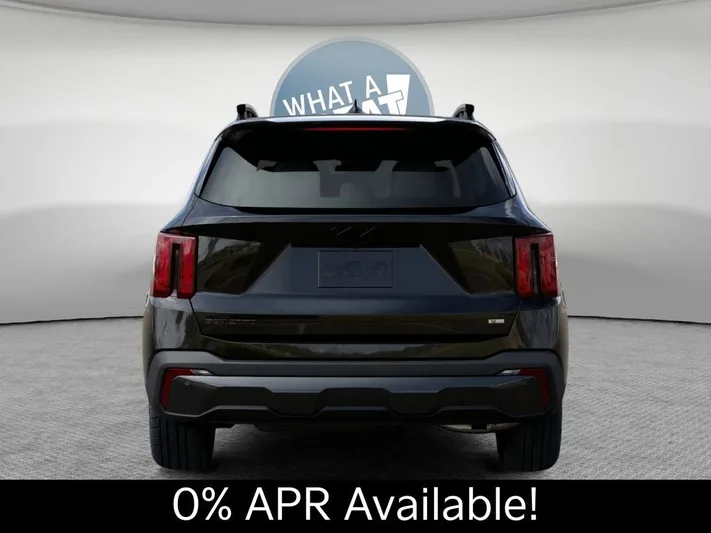 2026 Kia Sorento - view 13