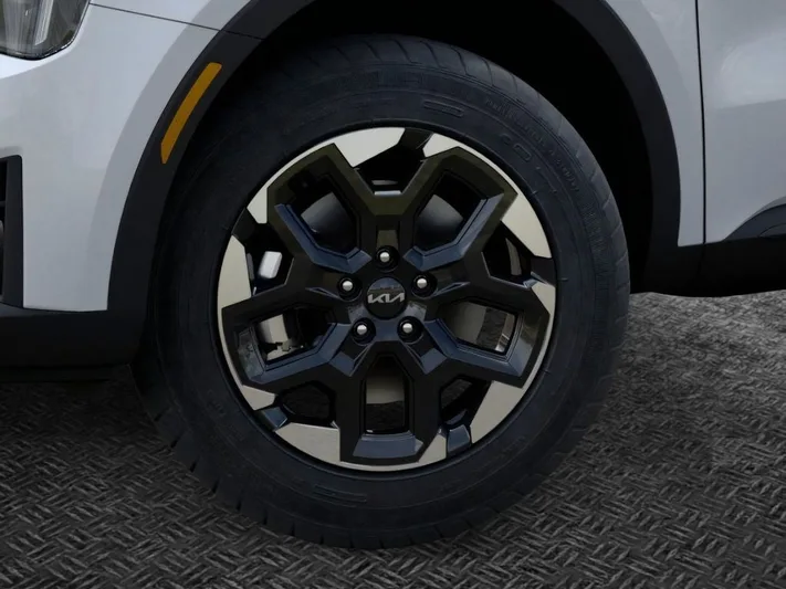 2026 Kia Sorento - view 9