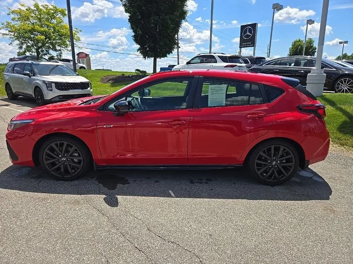 2024 Subaru Impreza - view 10