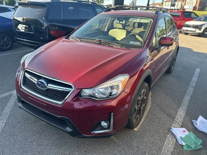 2016 Subaru Crosstrek - view 3