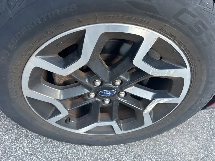 2016 Subaru Crosstrek - view 4