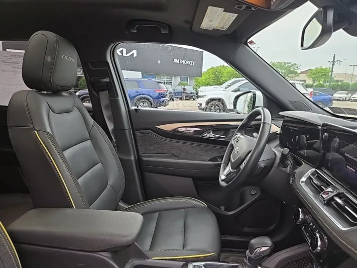 2024 Chevrolet TrailBlazer - view 38