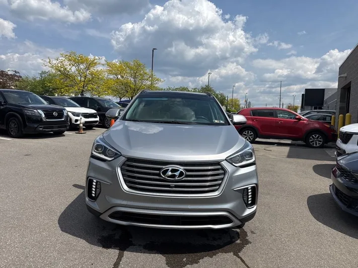 2017 Hyundai Santa - view 33