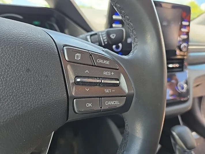 2022 Hyundai Ioniq - view 14