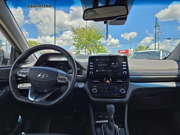 2022 Hyundai Ioniq - view 32