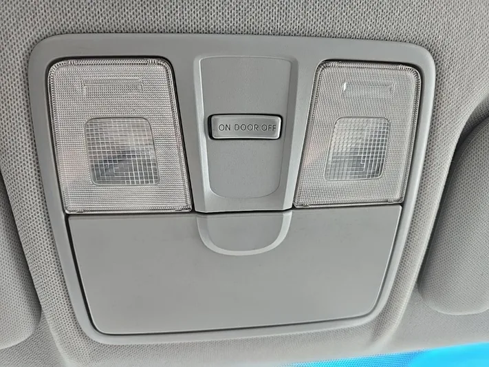 2016 Hyundai Accent - view 26