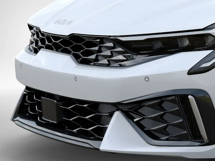 2026 Kia K5 - view 12