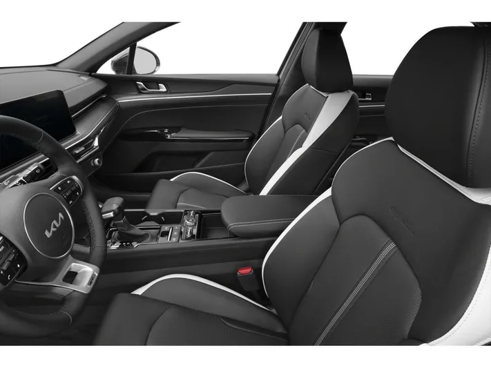 2026 Kia K5 - view 18