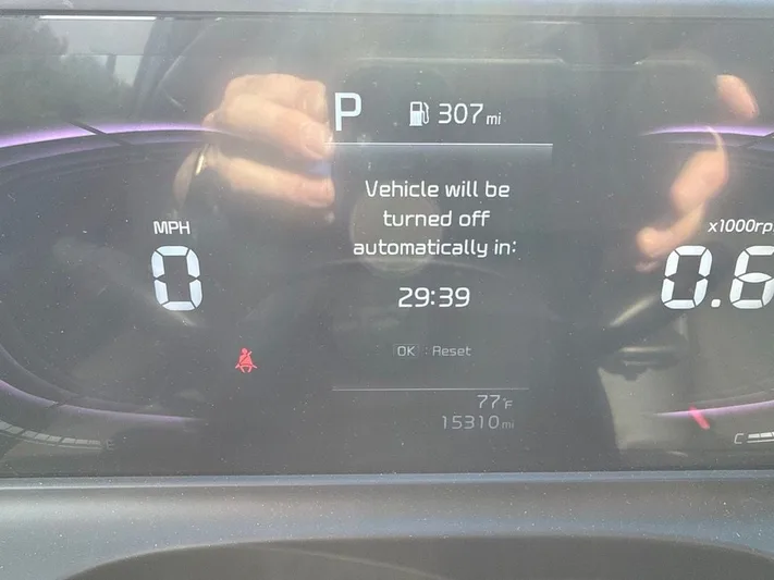 2025 Kia Seltos - view 13