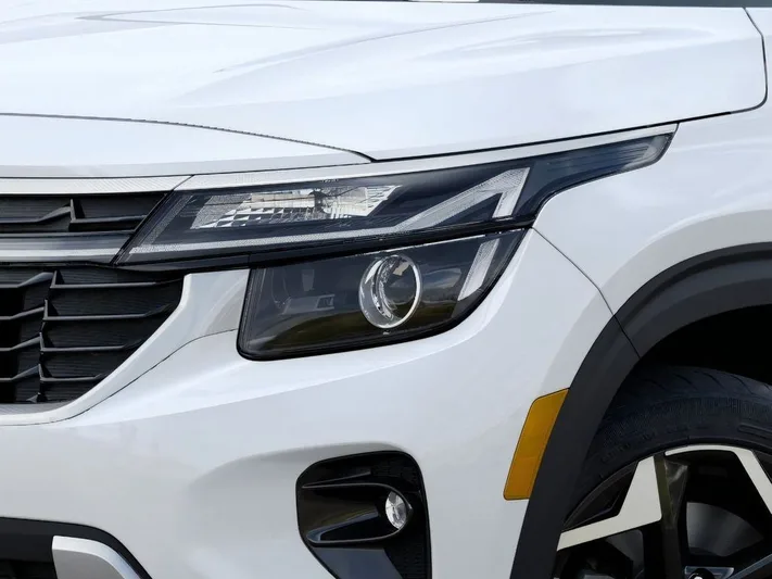 2026 Kia Seltos - view 10