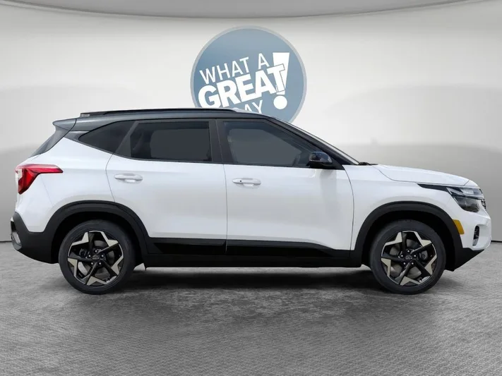 2026 Kia Seltos - view 7
