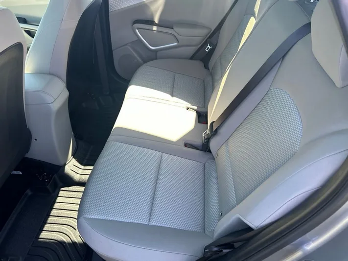 2025 Kia Soul - view 31