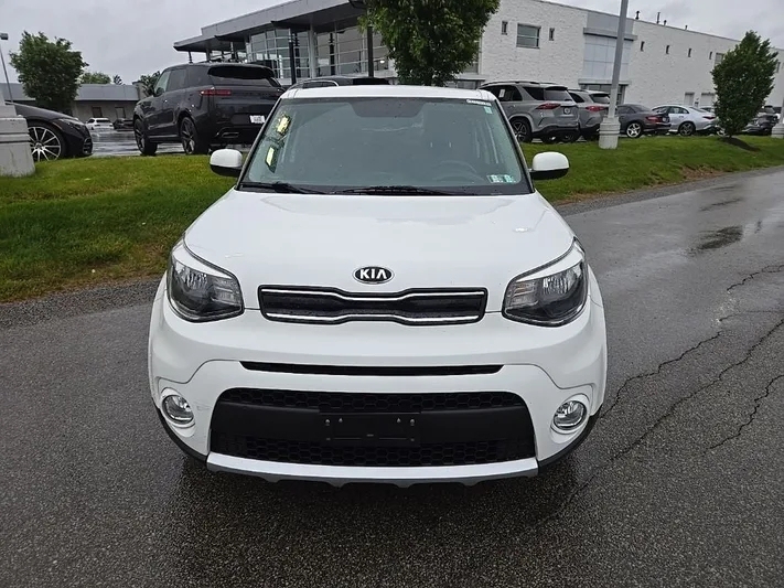2018 Kia Soul - view 9
