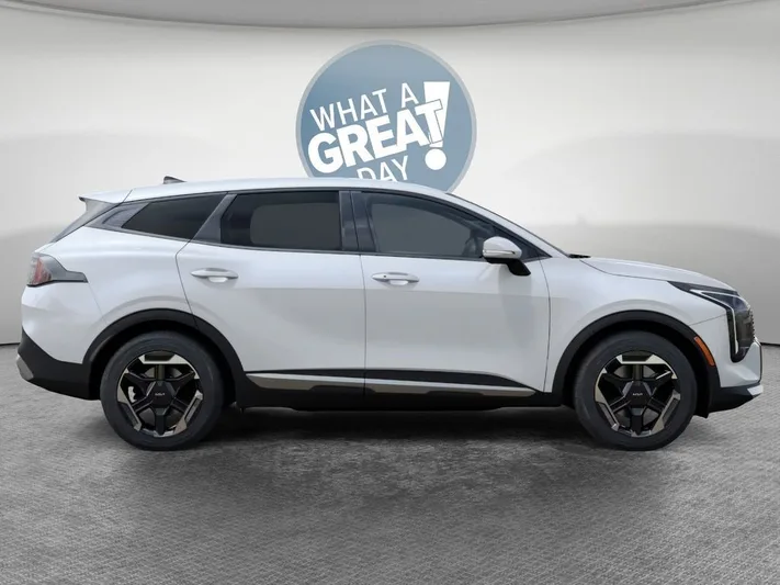 2026 Kia Sportage - view 7