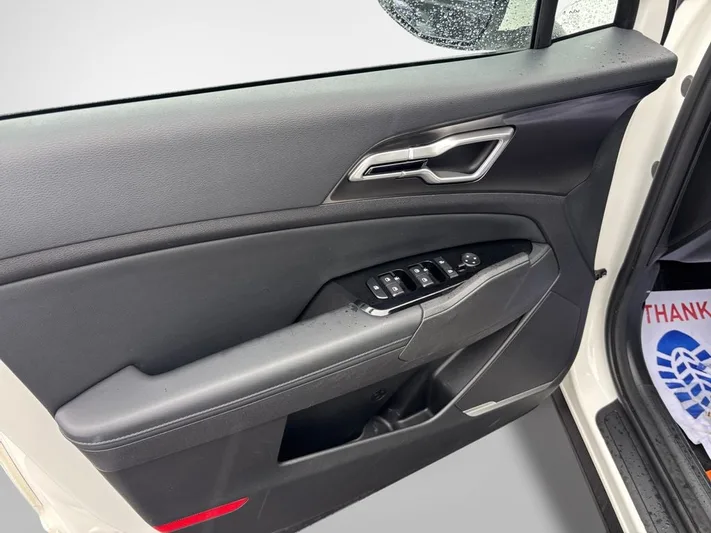 2023 Kia Sportage - view 14