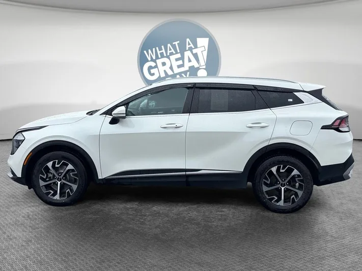 2023 Kia Sportage - view 7