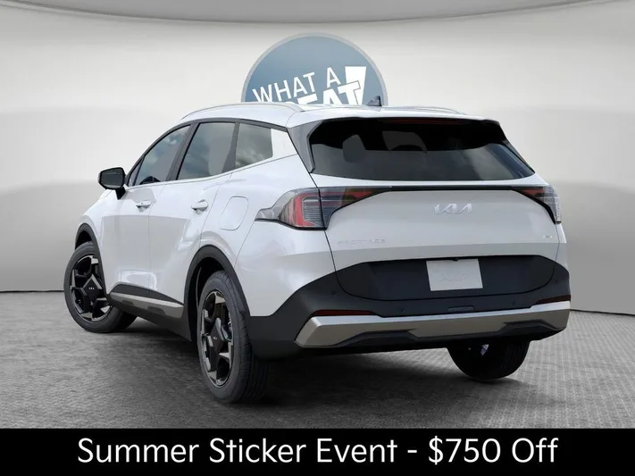 2026 Kia Sportage - view 4