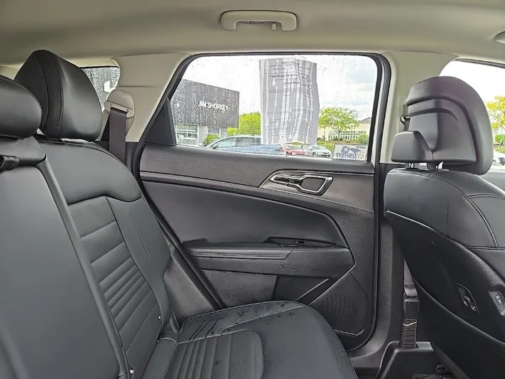 2023 Kia Sportage - view 35