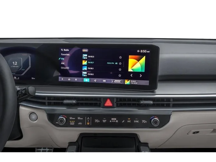 2025 Kia Sorento - view 8