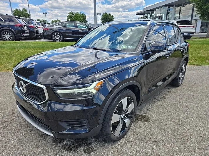 2020 Volvo XC40 - view 10