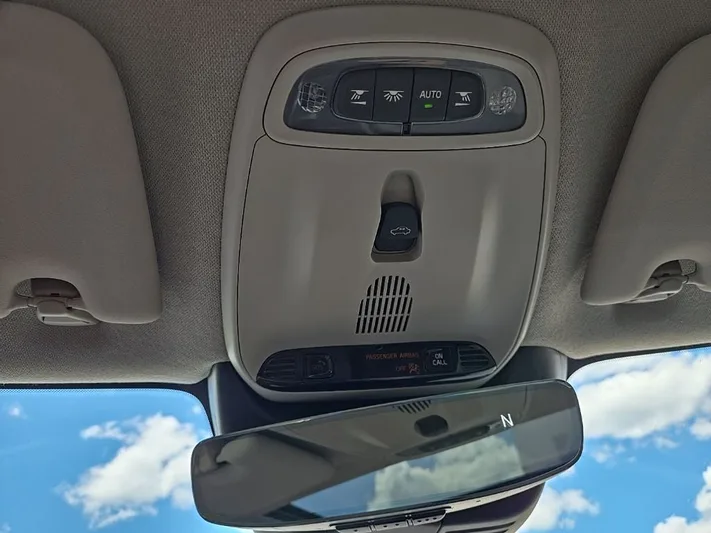 2020 Volvo XC40 - view 24