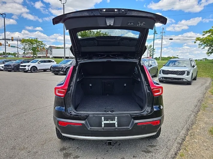 2020 Volvo XC40 - view 33