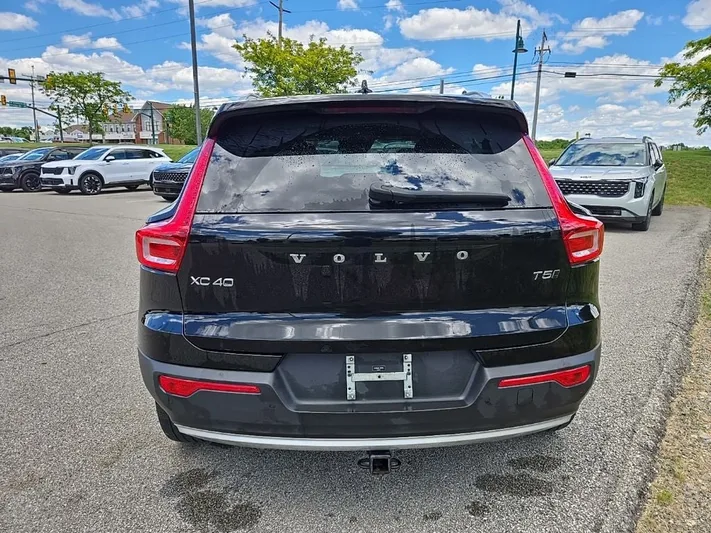 2020 Volvo XC40 - view 6