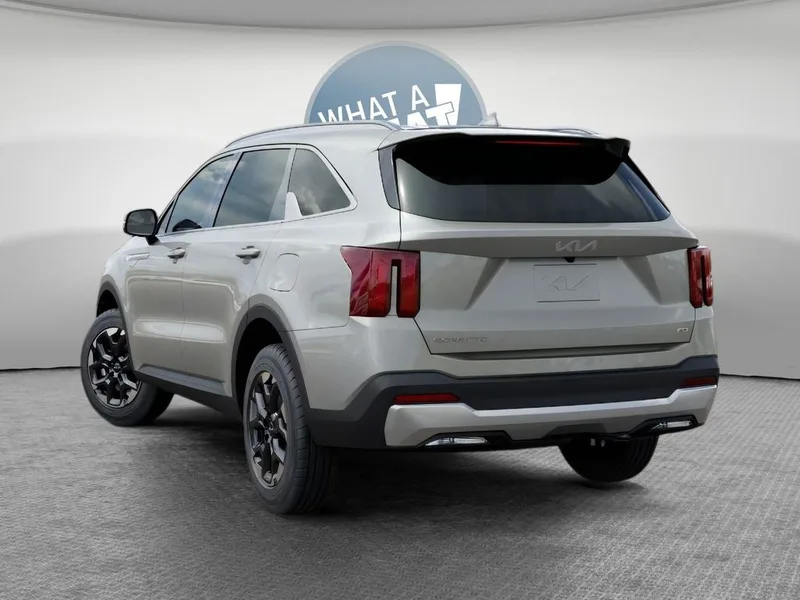 2026 Kia Sorento S, photo 4